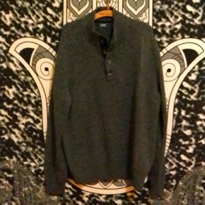 Men's IZOD Sweater